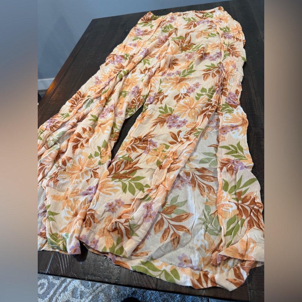 Billabong 🌸💐Floral Wide-Leg Women’s Pants — Peach & Green MEDIUM - Picture 3 of 6